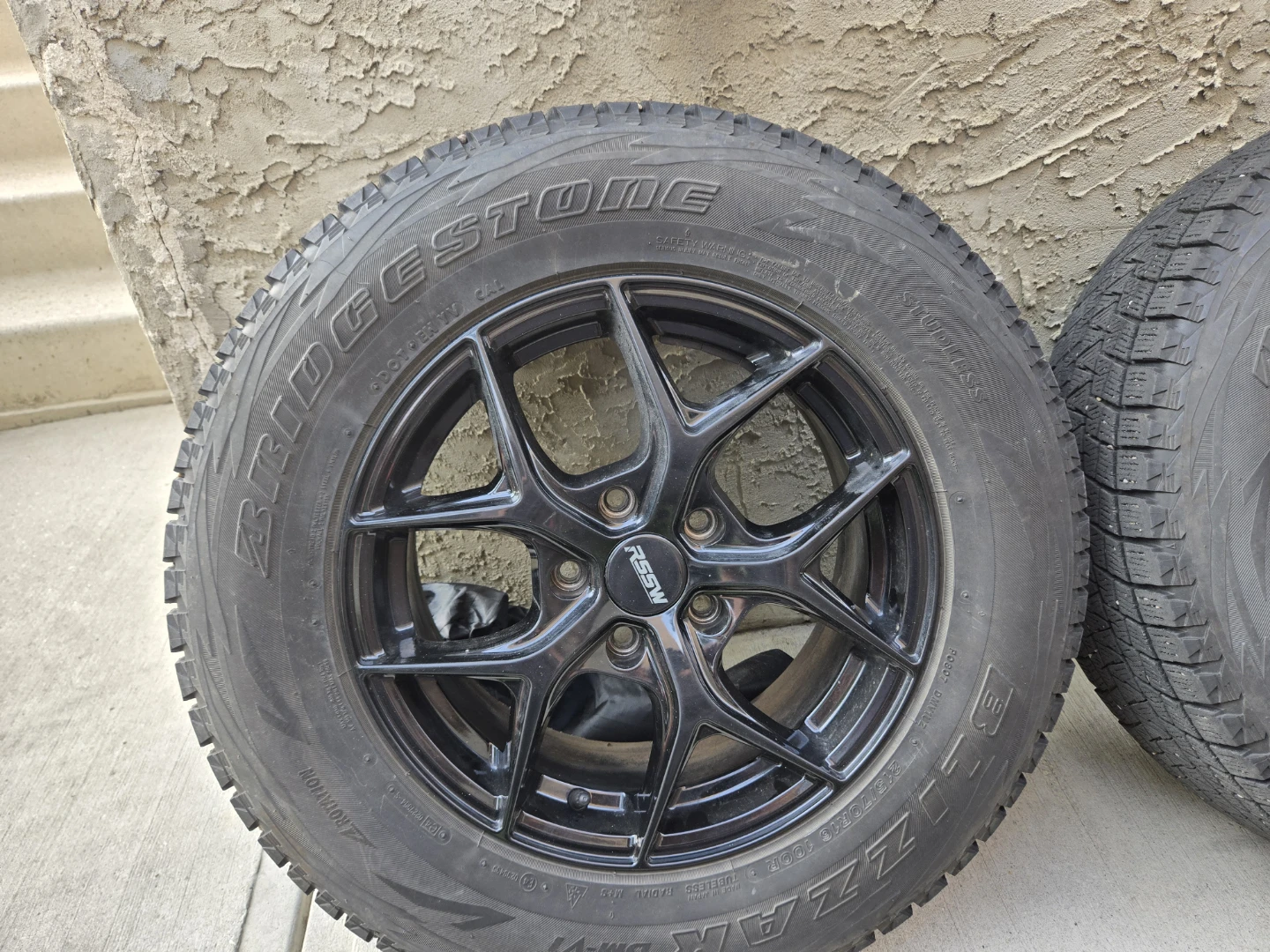 Bridgestone Winter Tires on RSSW Rims 215/70/R16 - photo 4
