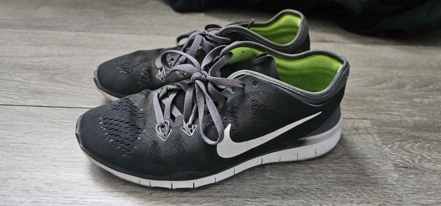 Nike Free RN Running Shoes - Black/White