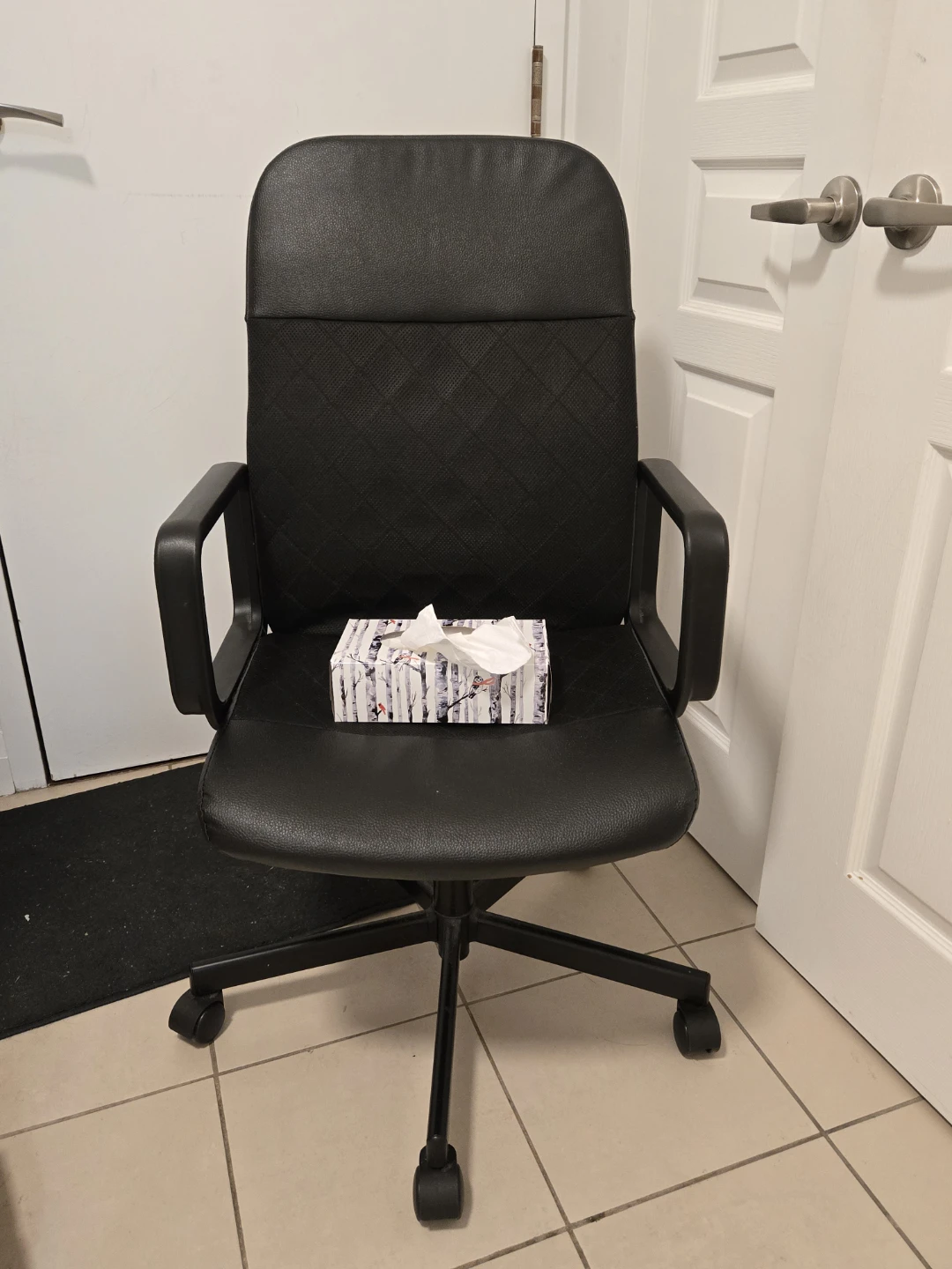 IKEA Renberget Chair - photo 2