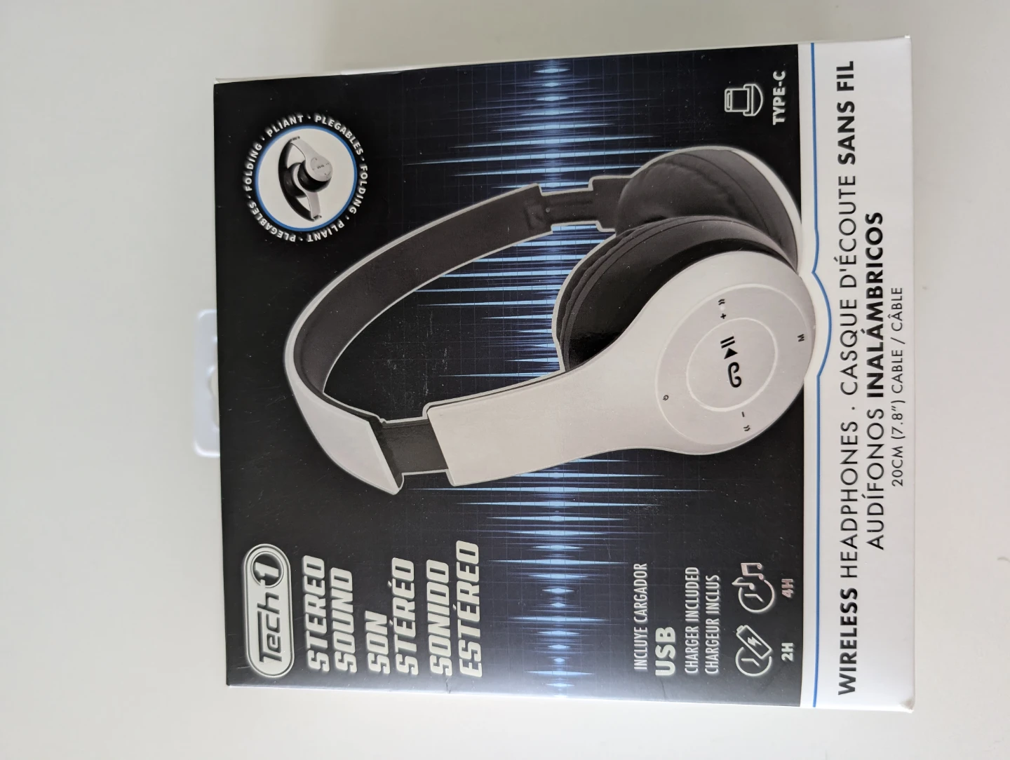 Bluetooth headphones (Dollarama)