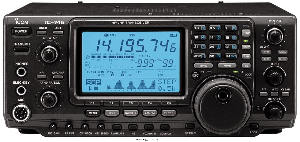Icom ic-746
