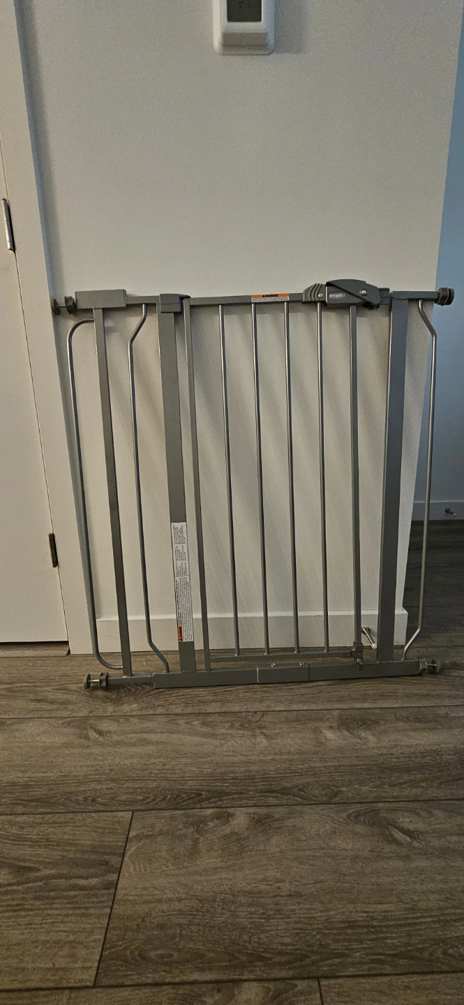 Regalo Safety Gate