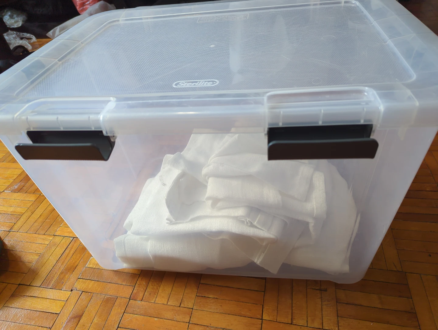 Sterilite Storage Bin with Lid