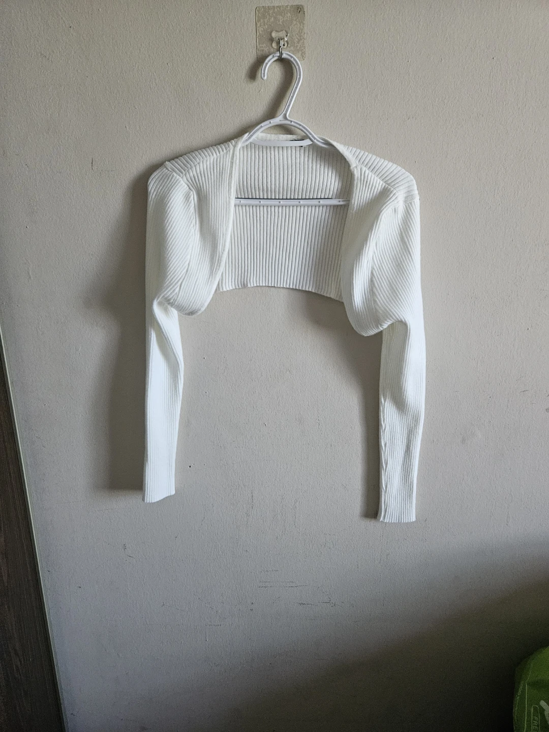 White Ribbed Knit Bolero Cardigan