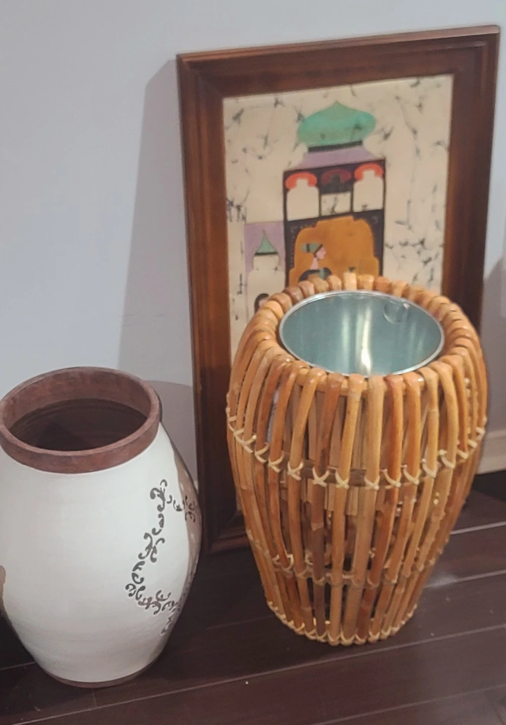 2 Vase + Picture Frame