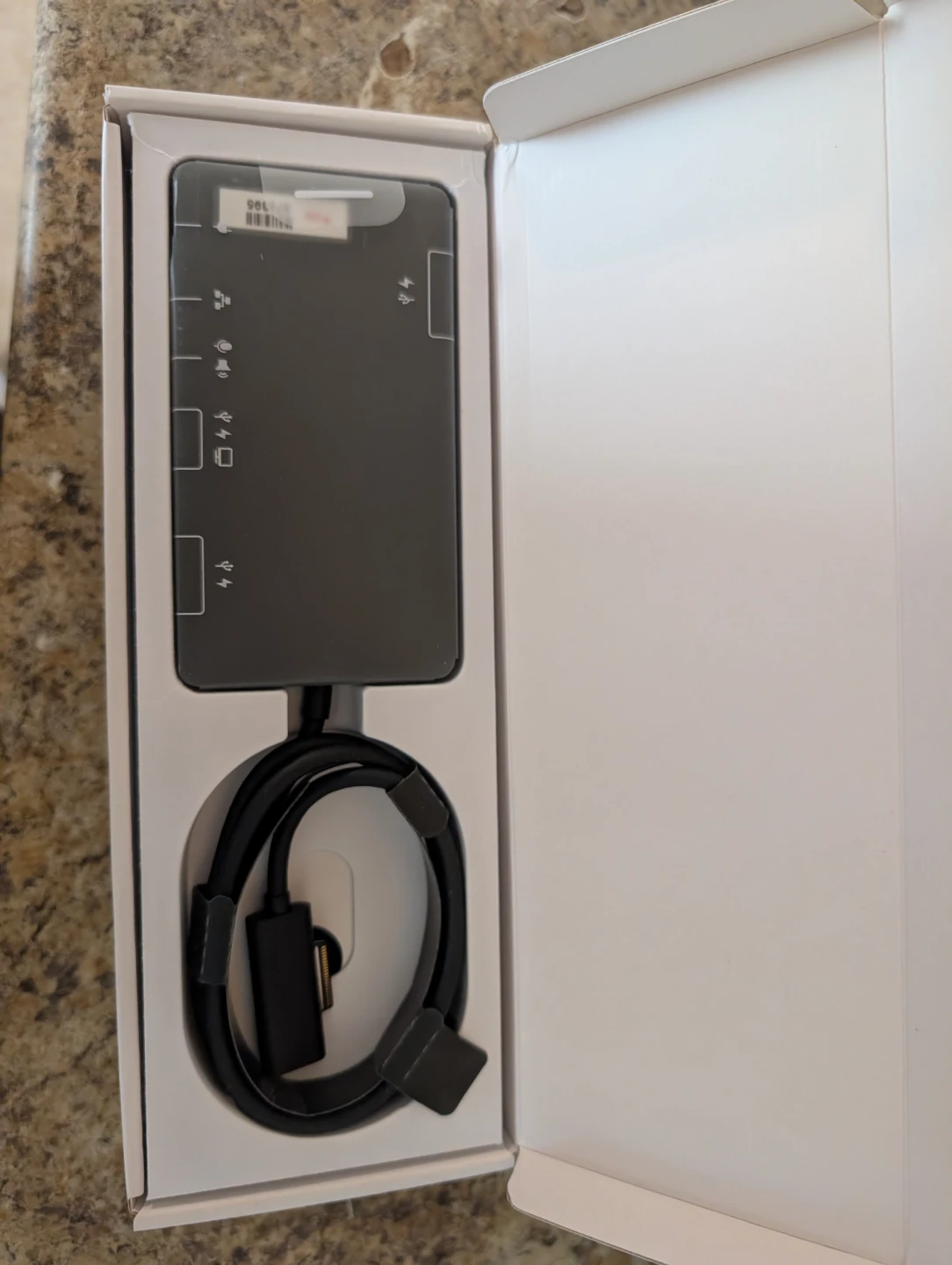 Microsoft Surface Dock 2 - photo 3
