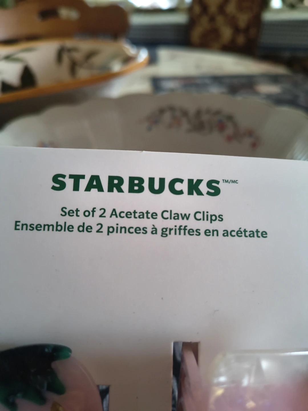 Starbucks Set of 2 Acetate Claw Clips - Pink Strawberry & Drink - photo 4