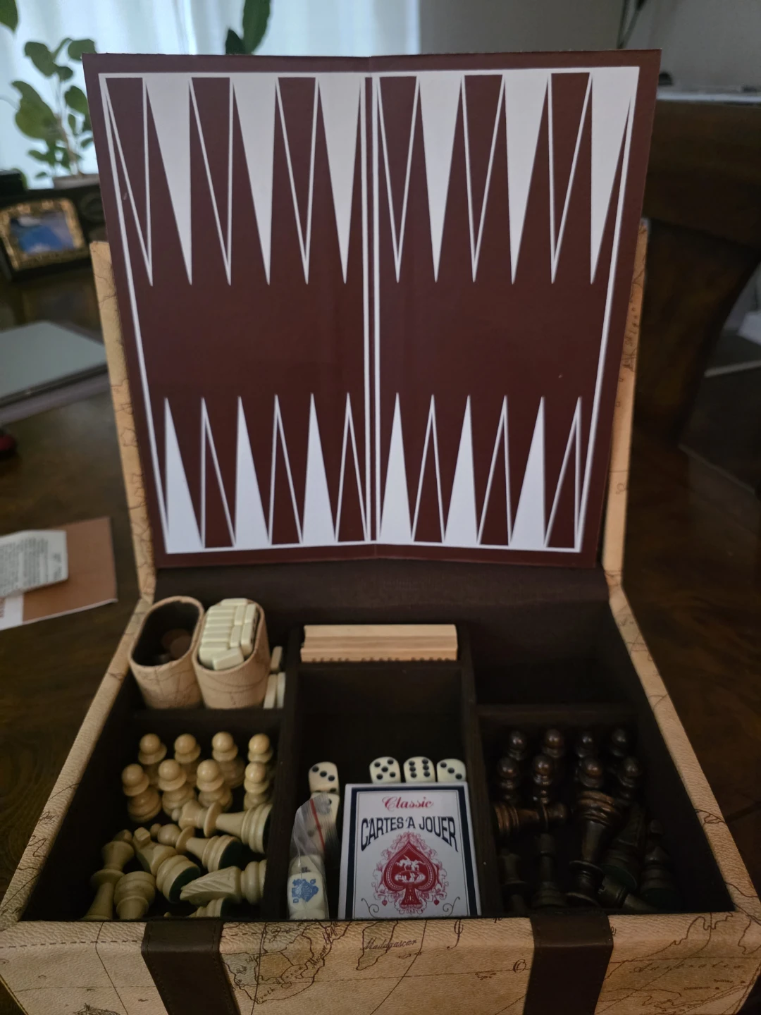 A game set of 6-in-1 games (chess, backgammon, dominoes - photo 4