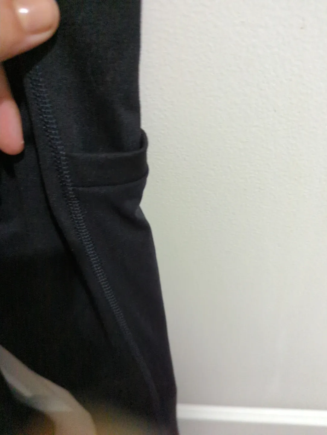 Fabletics PowerHold Black Leggings with Pockets - photo 3