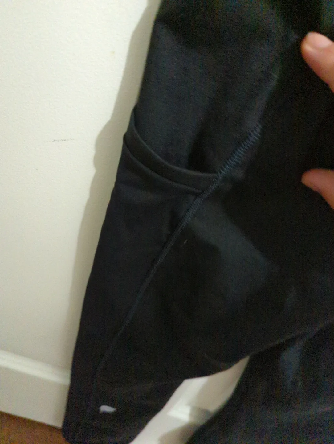 Fabletics PowerHold Black Leggings with Pockets - photo 5