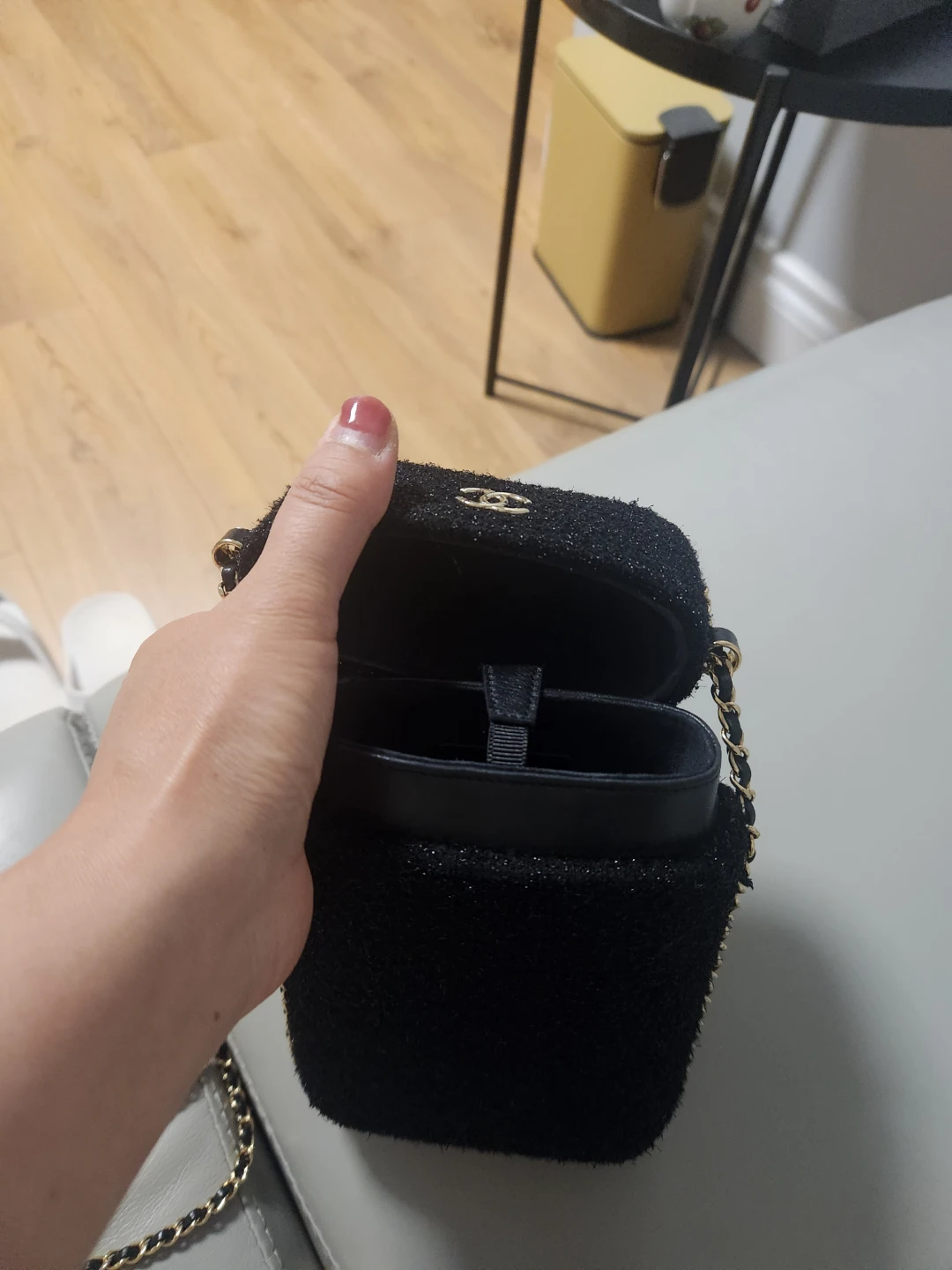 Chanel Black Tweed Phone Pouch - photo 3