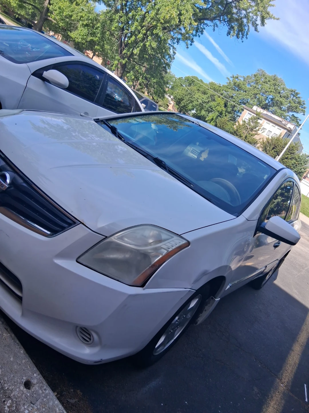 White Nissan Sentra Sedan - photo 4
