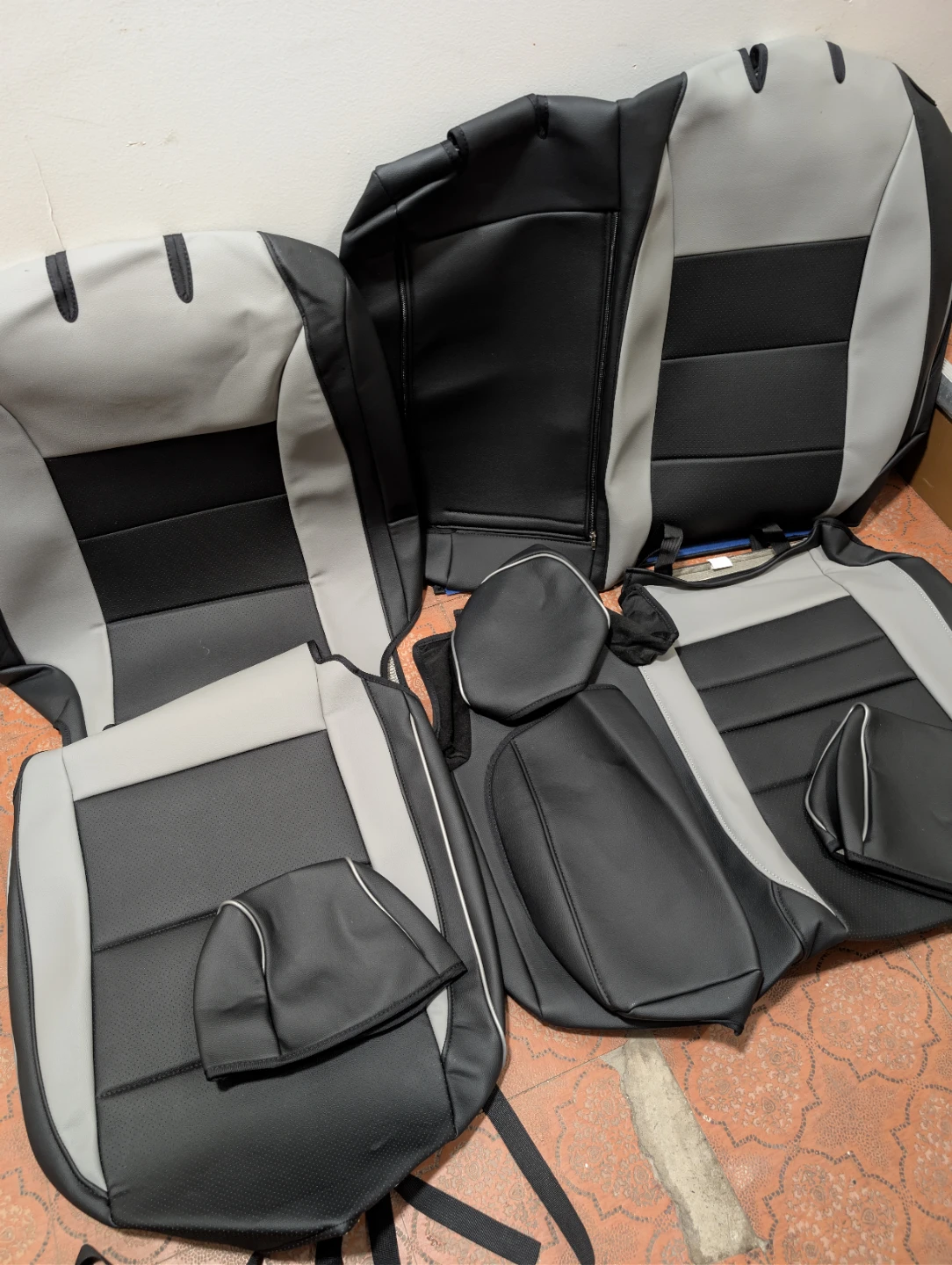 Full set of car seat covers 2023-2024 CRV Black/Gray - photo 2