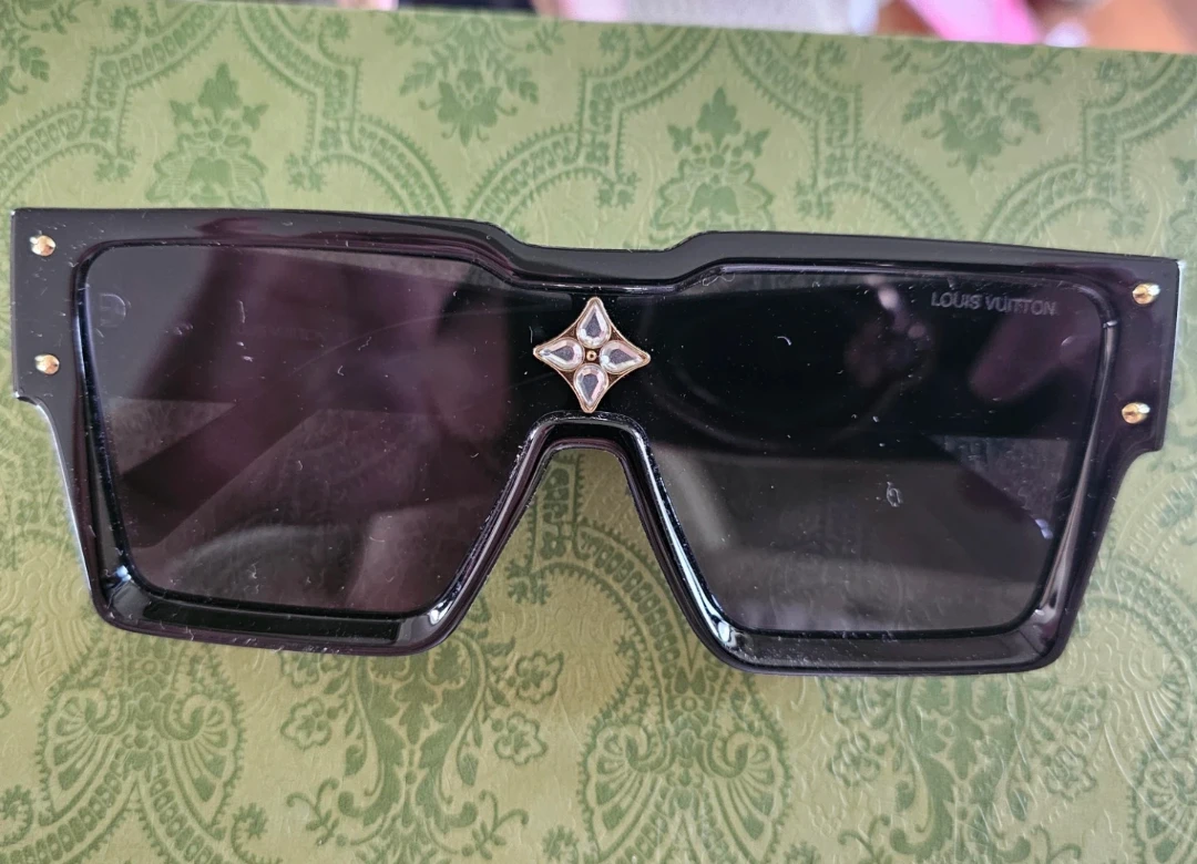 Louis Vuitton Black Sunglasses