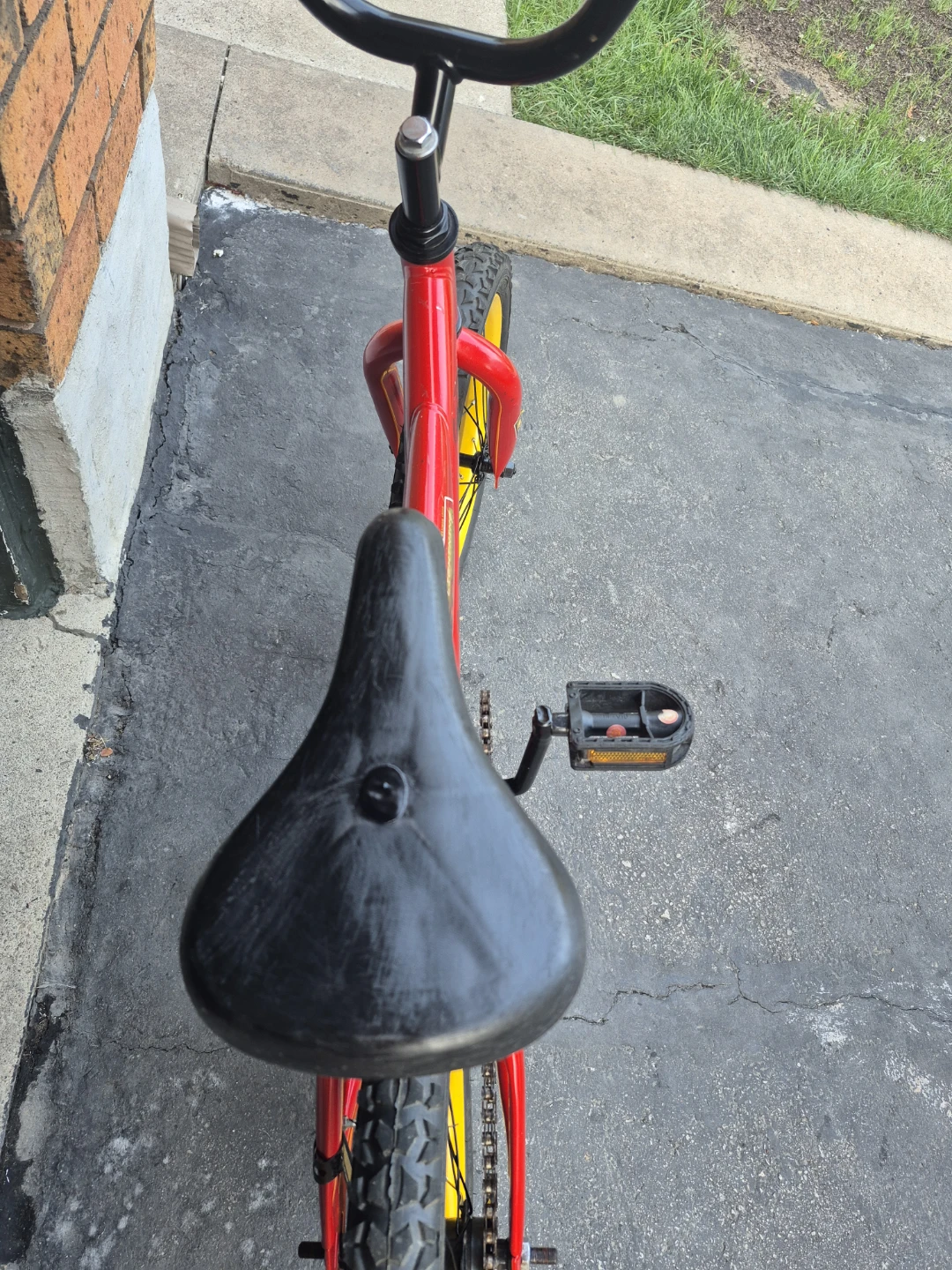 Red McQueen Kids Bicycle - photo 5