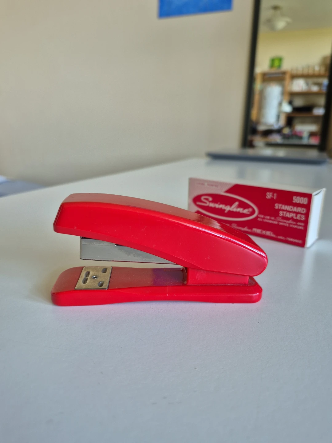 Stapler (Red) ➕ Full Box Staples (Swingline) - photo 3