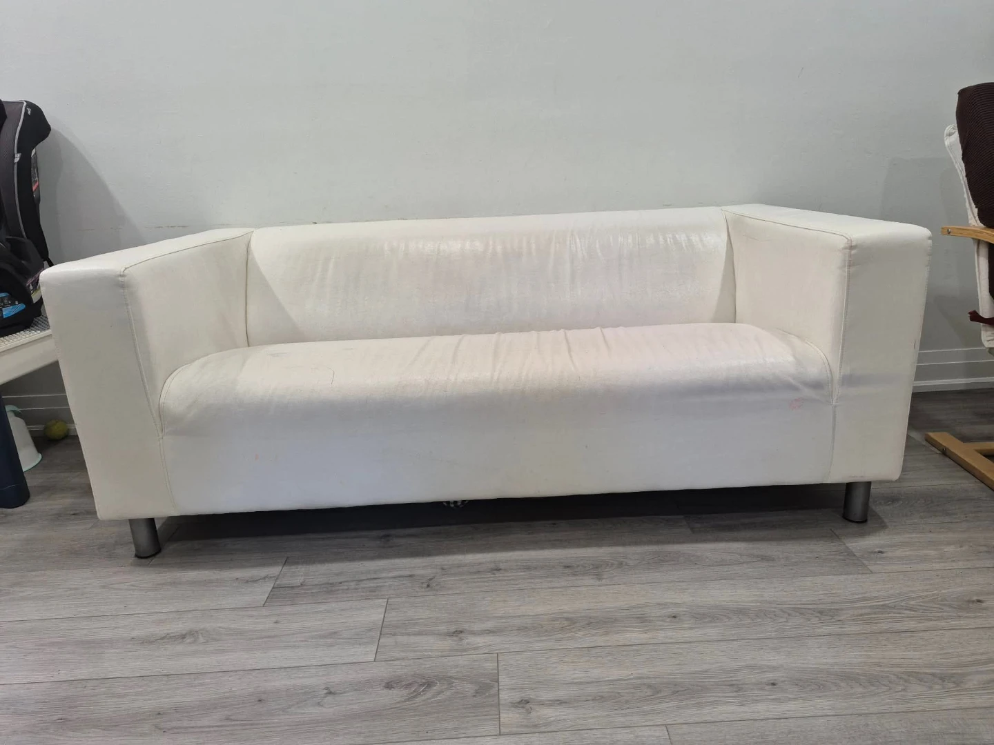 White Loveseat - photo 2