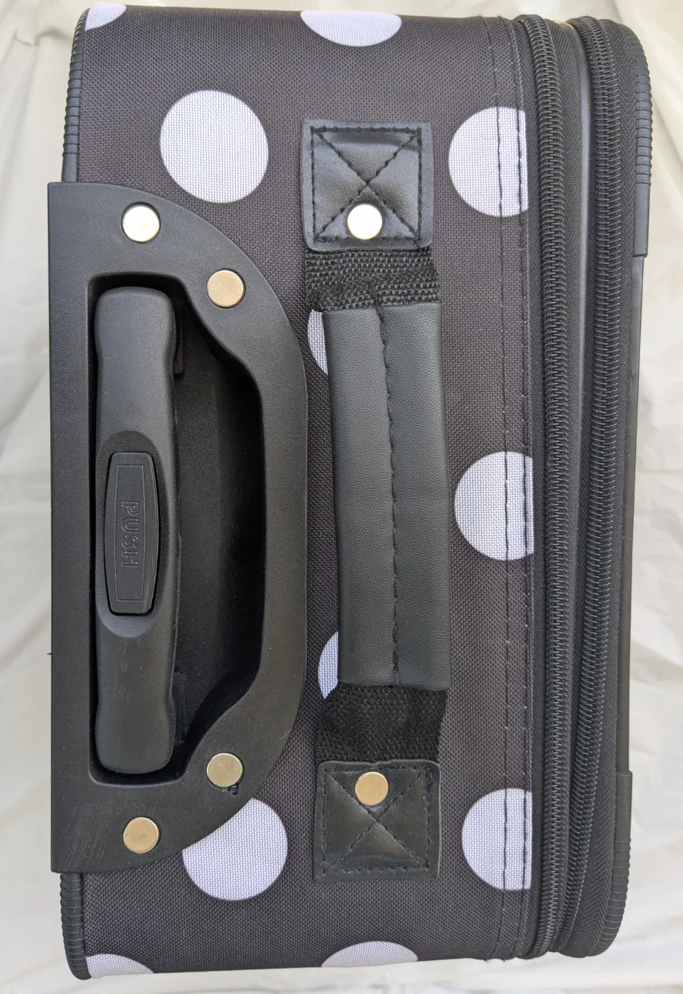 Rockland 19" Carry-On Luggage - photo 2