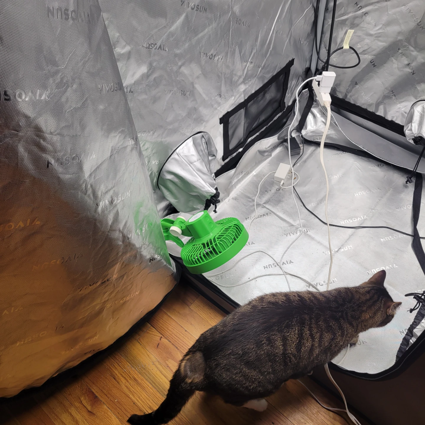 Vivosun 3x3 grow tent - photo 2
