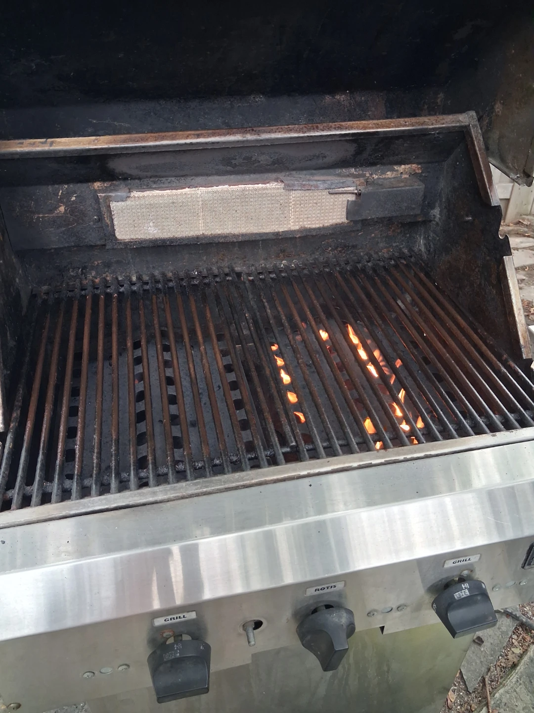 Stainless Steel Gas Grill with Side Burner - photo 3