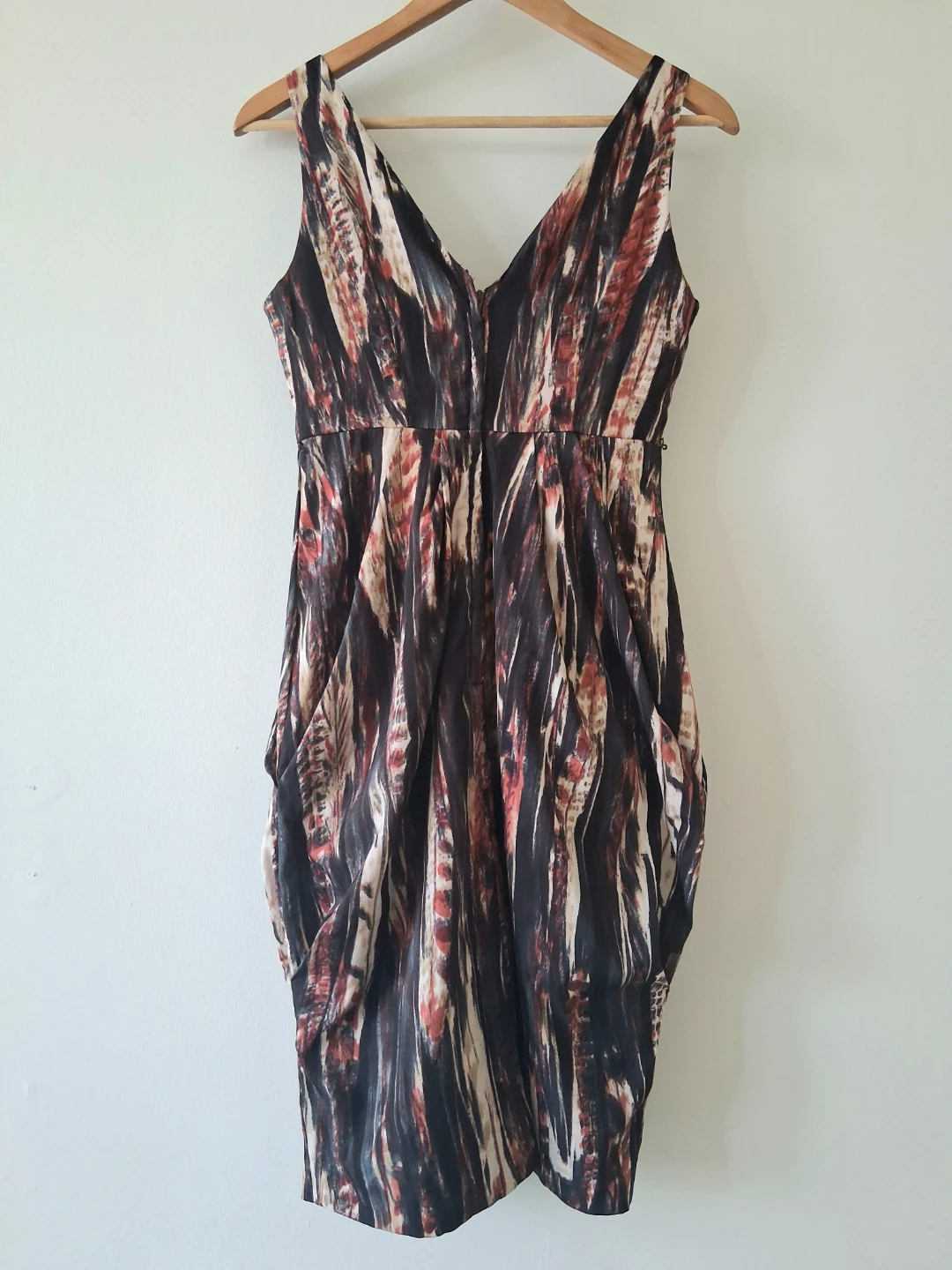 H＆M Deep V Dress, Women Sz 6 - photo 3