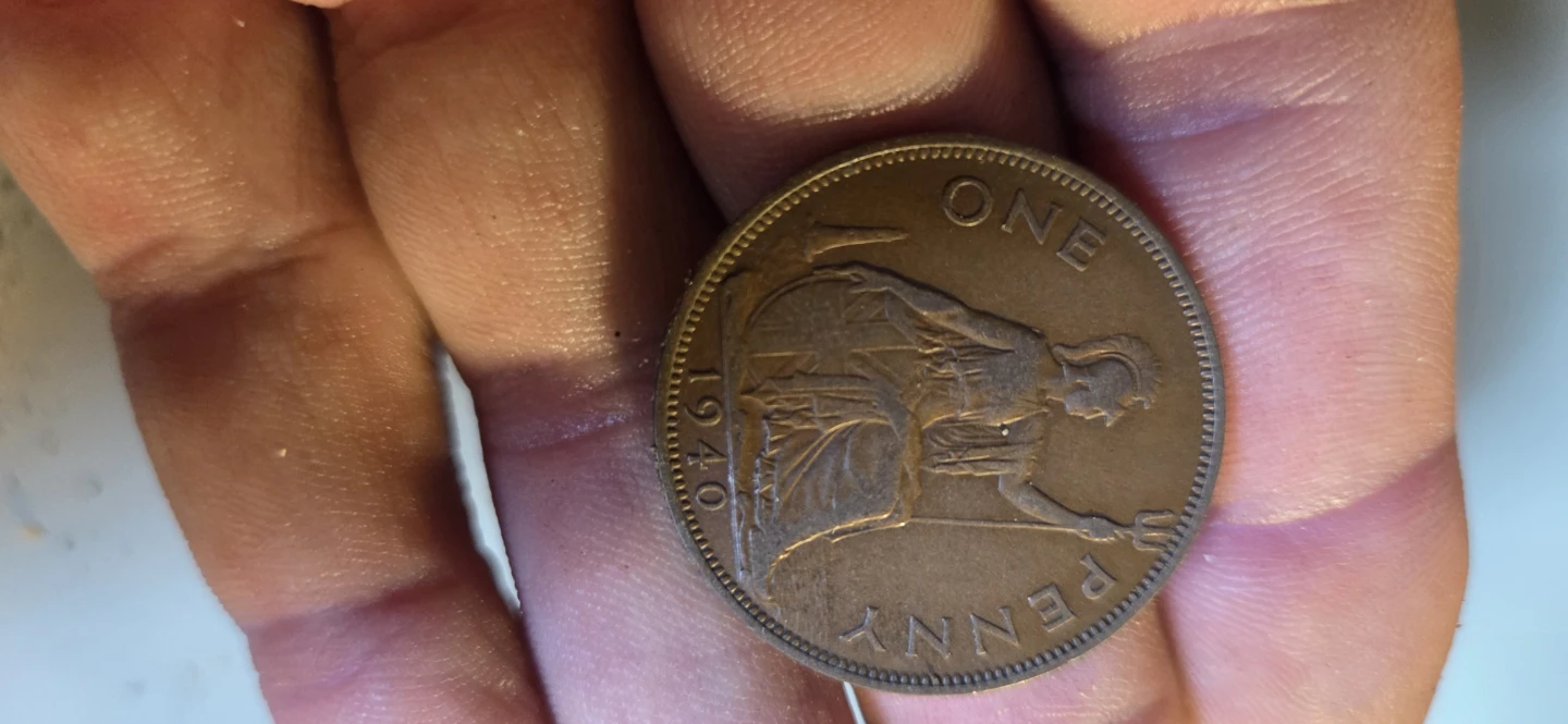Vintage British Penny and Half Penny Coins - photo 3