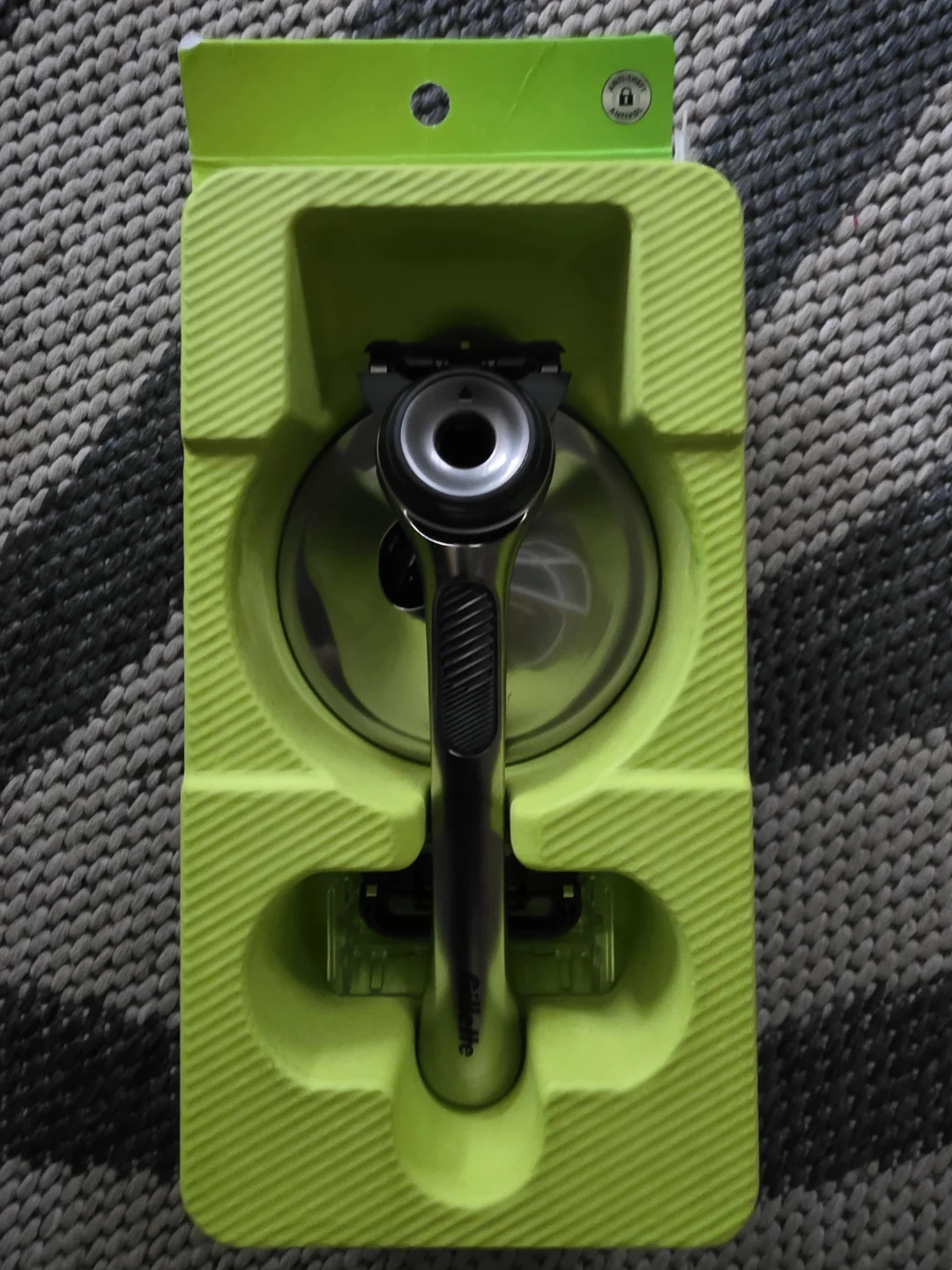 Gillette Labs Razor with Magnetic Stand - photo 3