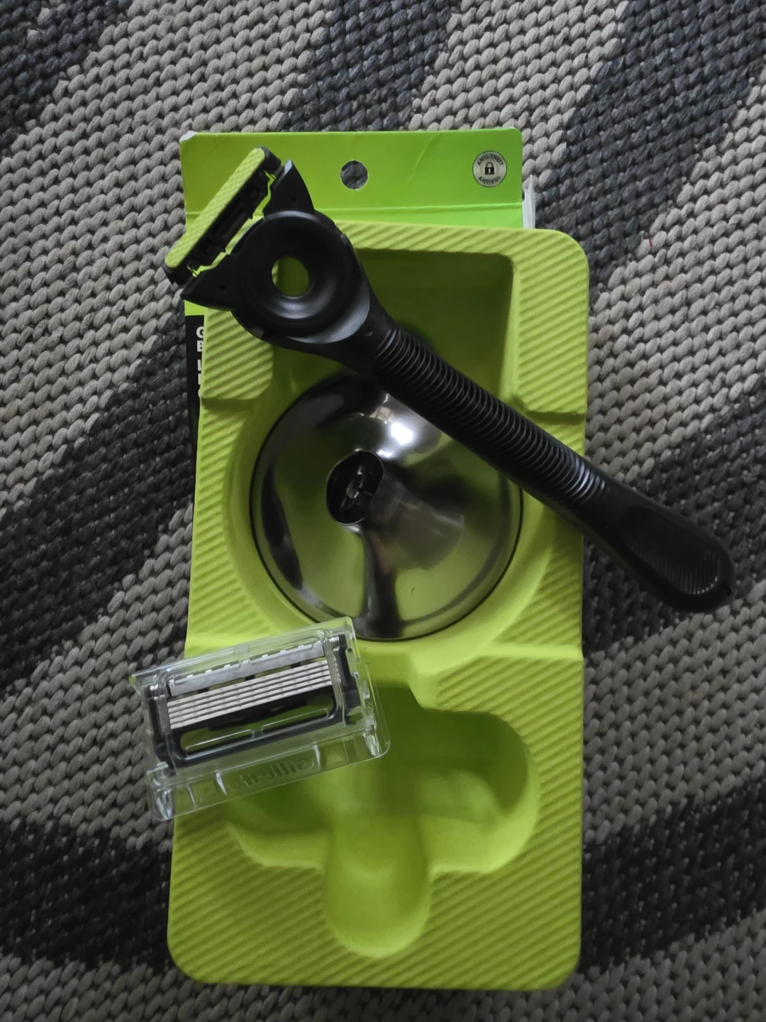 Gillette Labs Razor with Magnetic Stand - photo 4