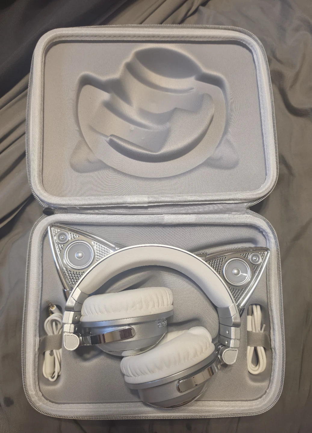 Brookstone Limited Edition Cat Ear Headphones with Case