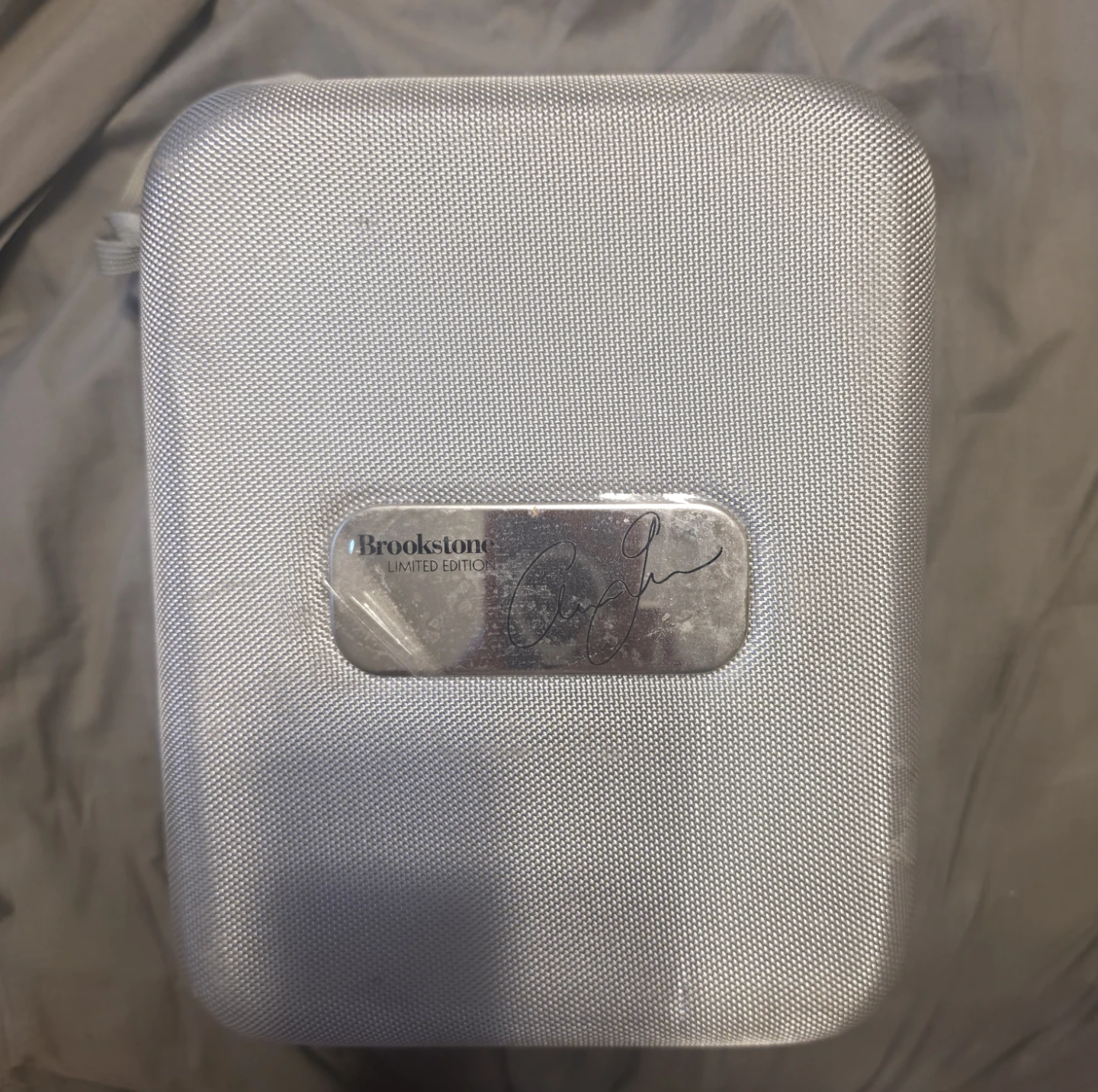 Brookstone Limited Edition Cat Ear Headphones with Case - photo 2