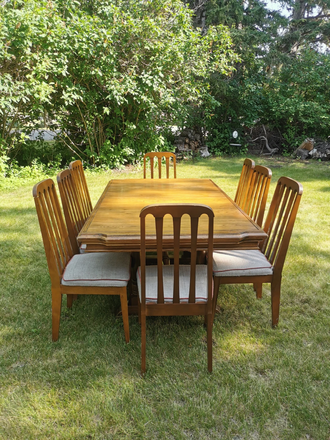 Vintage Canadian Walnut Dining Set | Expandable Table & 8 Chairs - photo 2