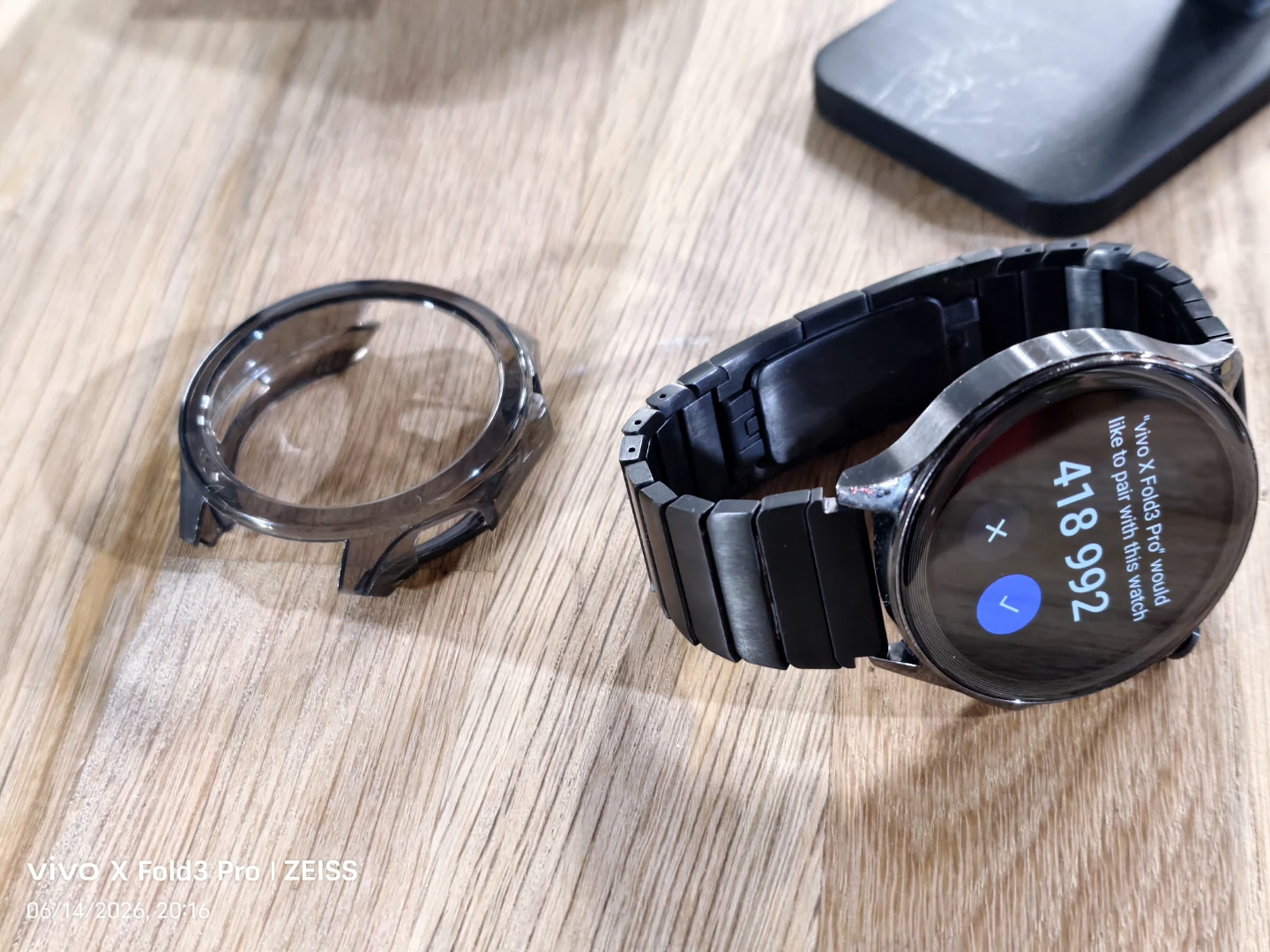 OnePlus Watch 2 - photo 2