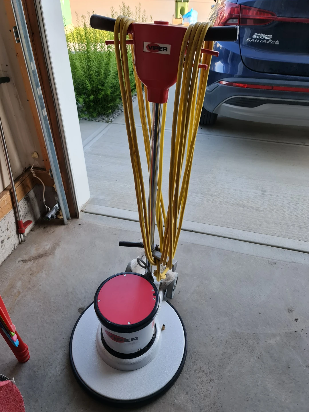 Viper 20" Floor Scrubbing Buffer