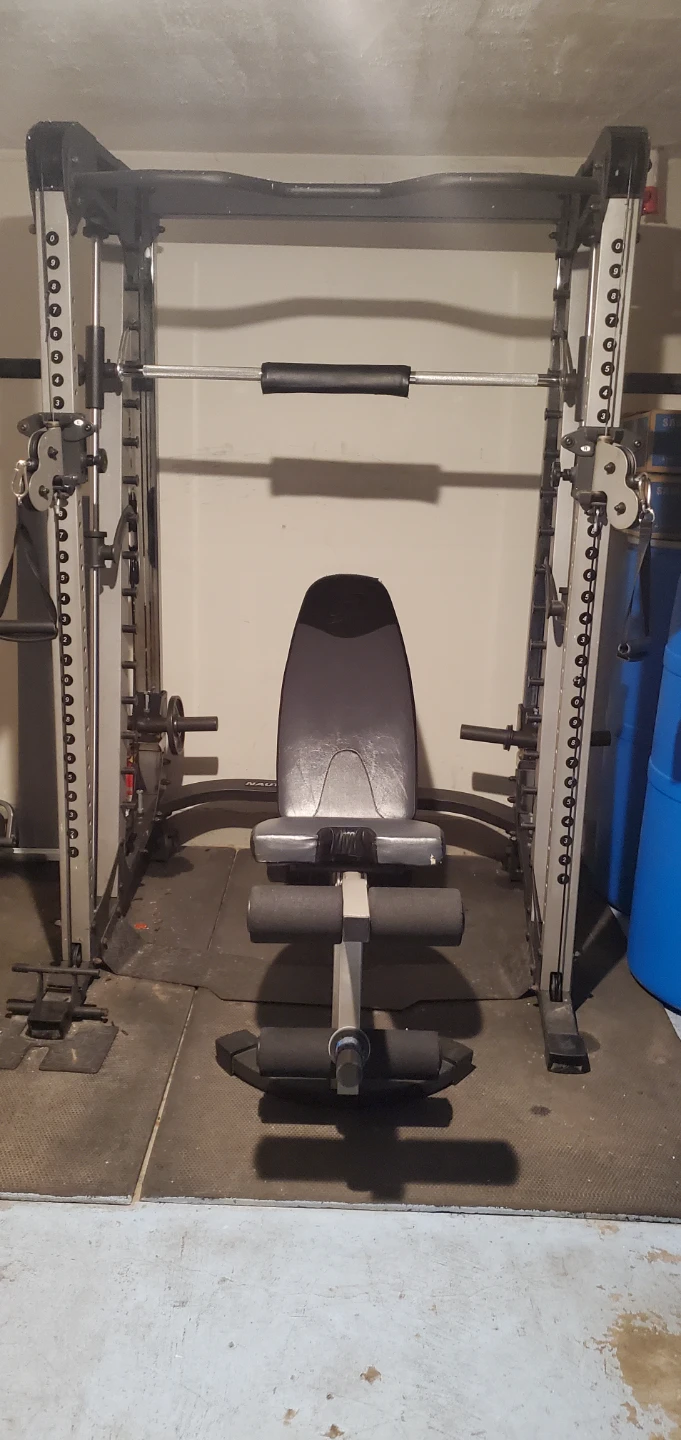 Nautilus Smith Machine with Adjustable Bench - photo 5