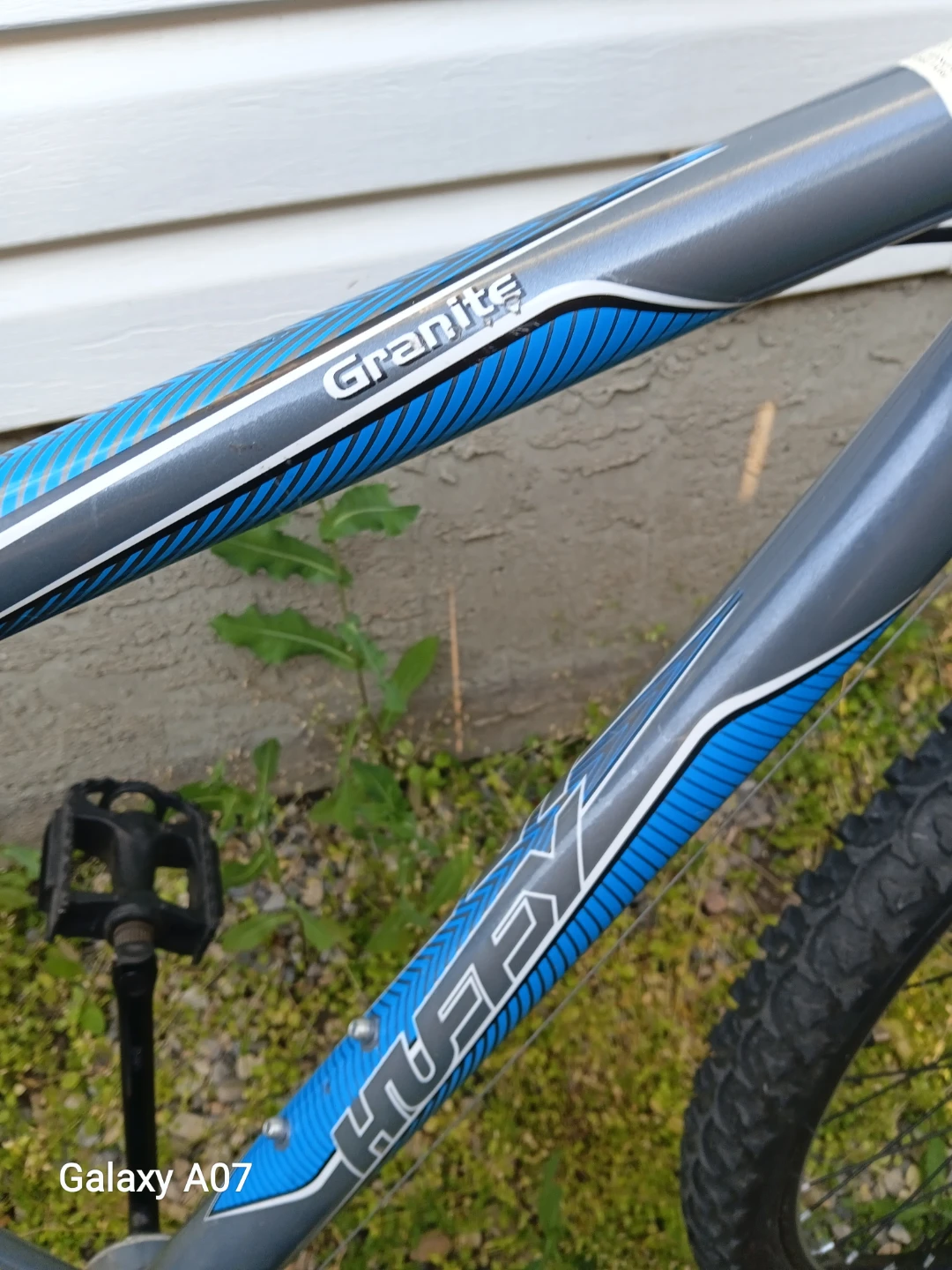 Huffy Granite Mountain Bike - photo 2