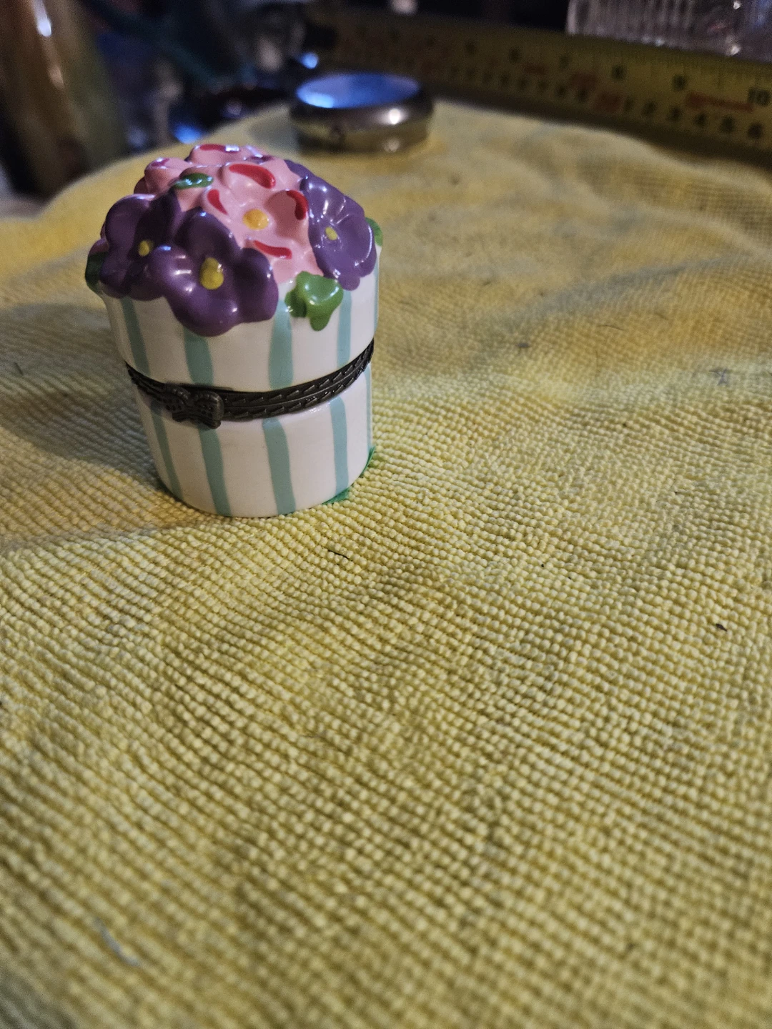 Small Hinged Trinket Box - photo 2