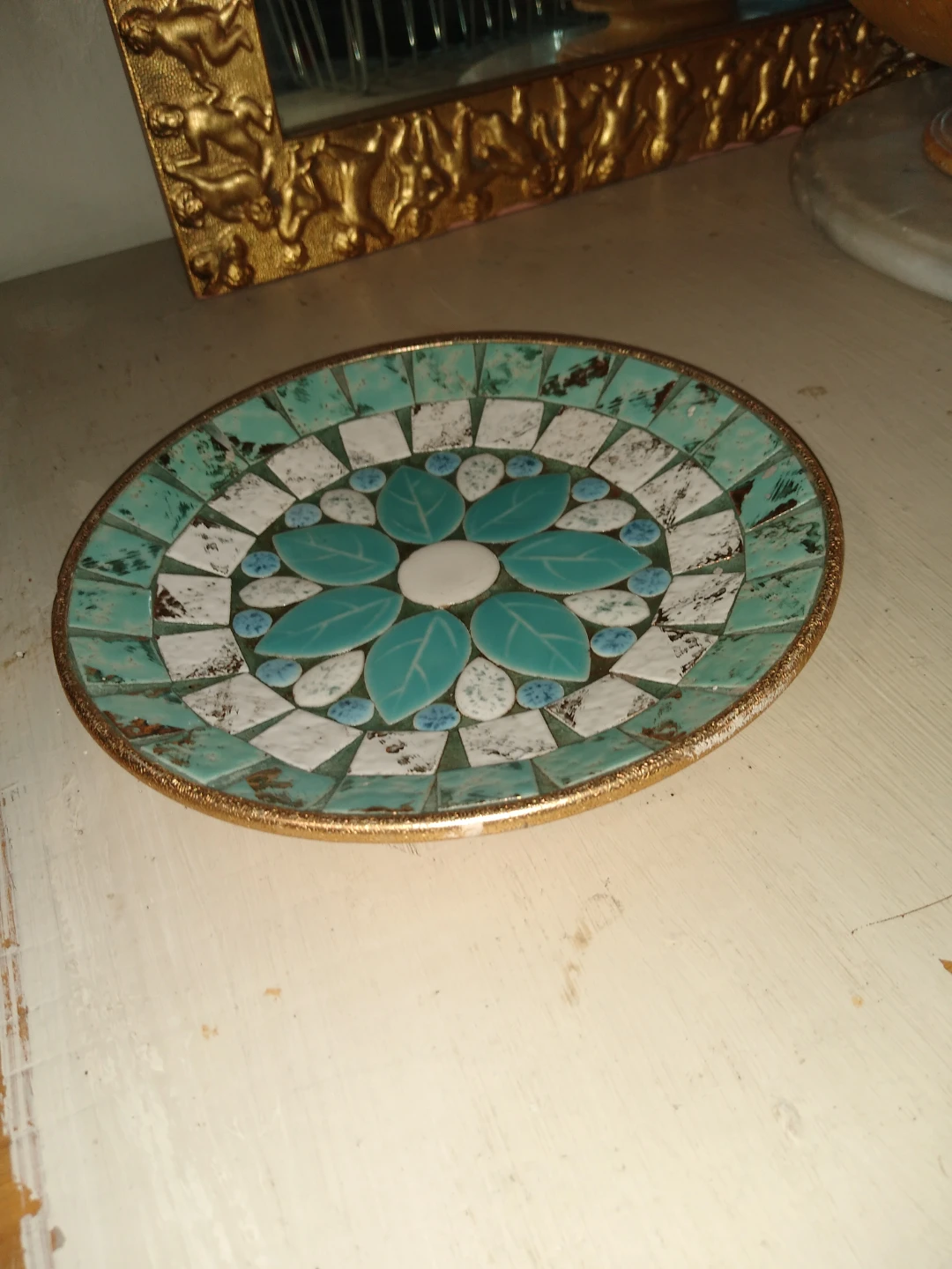 Handmade mosaic tile plate