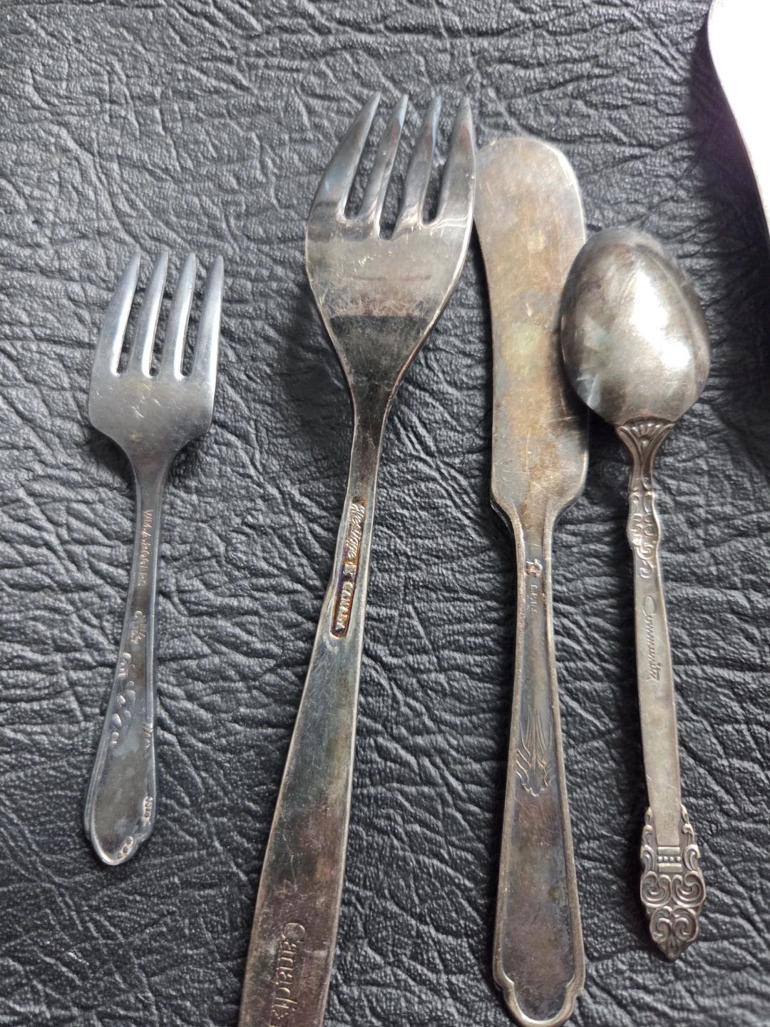 Silver-Plated Cutlery Set -  $4 each  or deal if more - photo 3