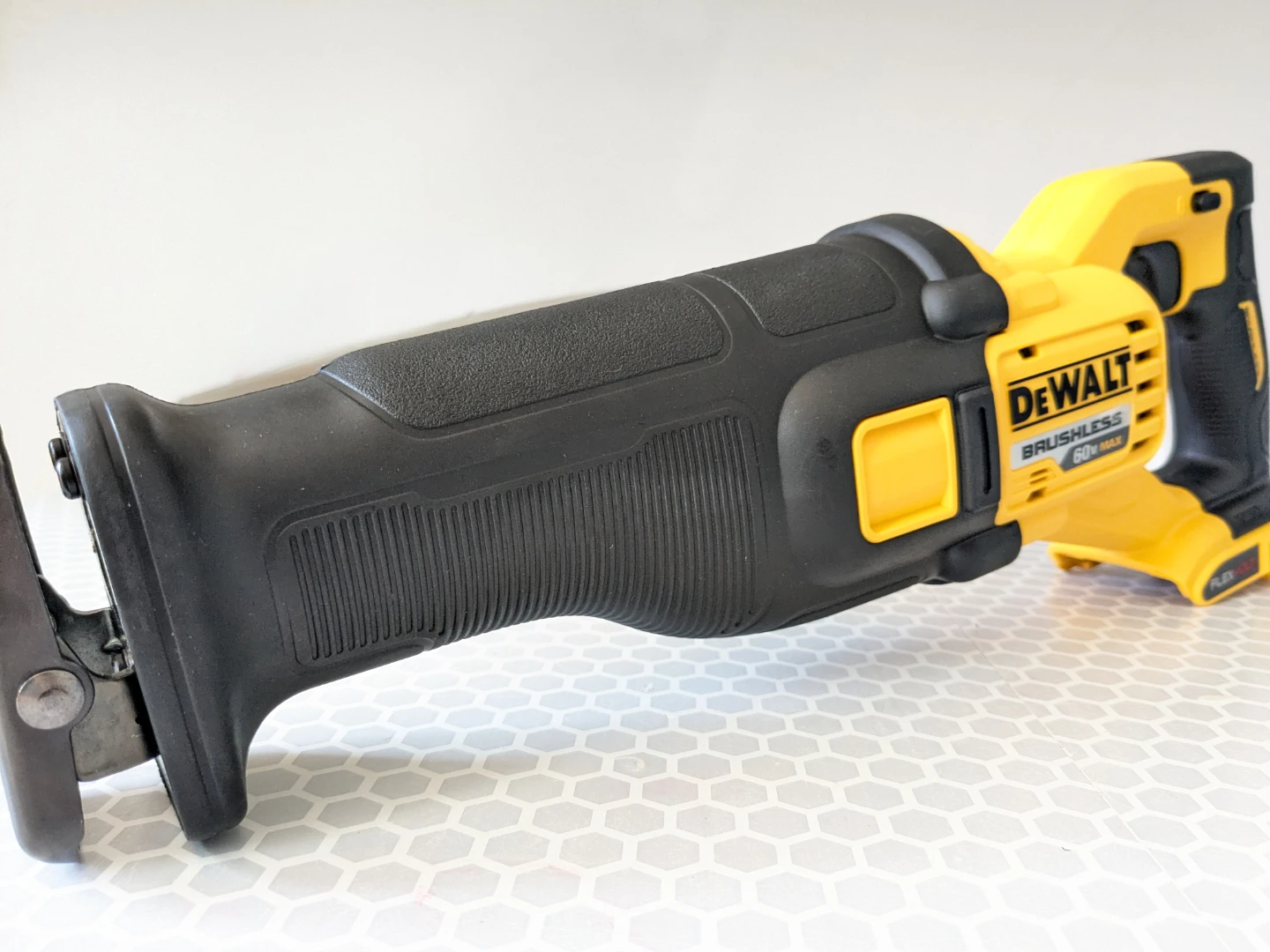 60V Max DeWalt FLEXVOLT Reciprocating Saw - photo 4