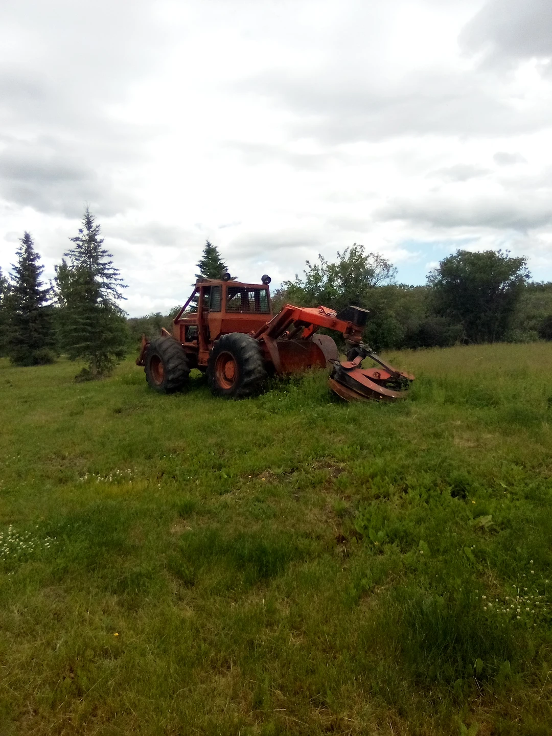 Timberjack 550 Log Skidder - photo 4