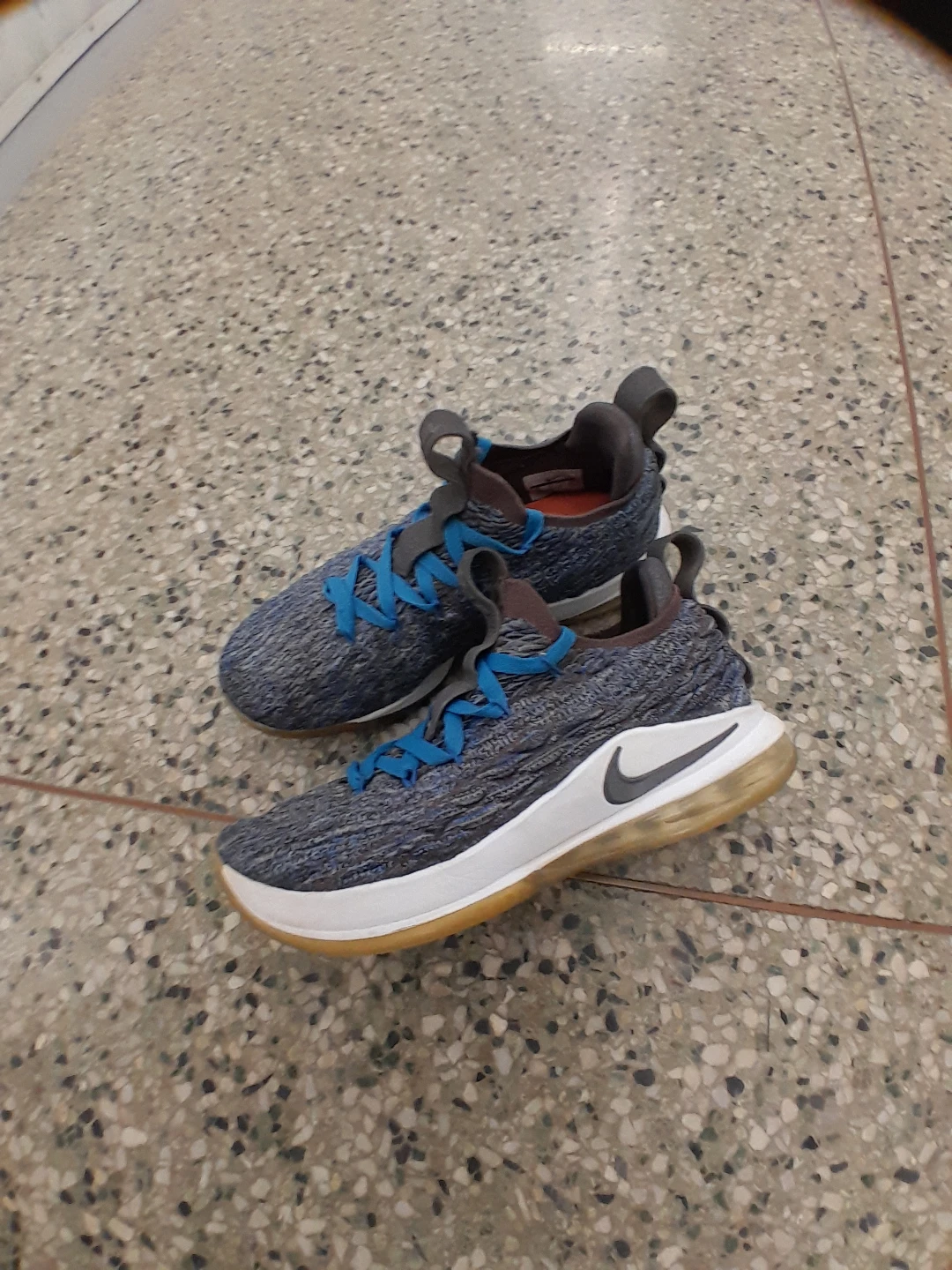 Nike LeBron Witness 5 Men's Basketball Shoes Men's Size 8 - photo 5
