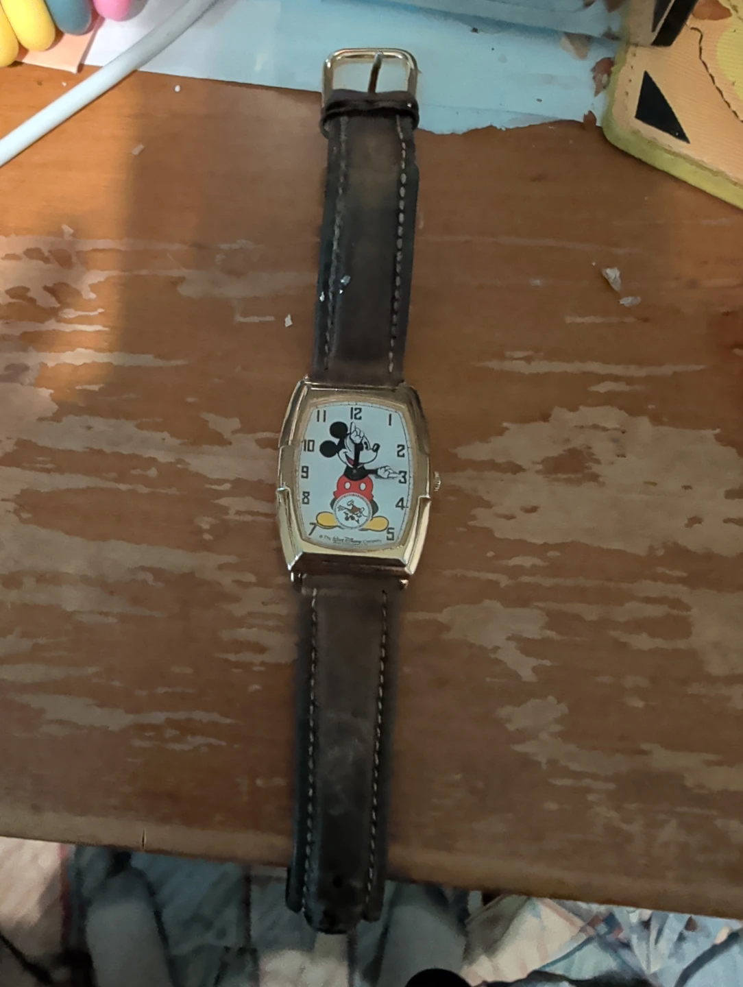 Mickey Mouse Watch Since 1928 Leather Band - photo 2