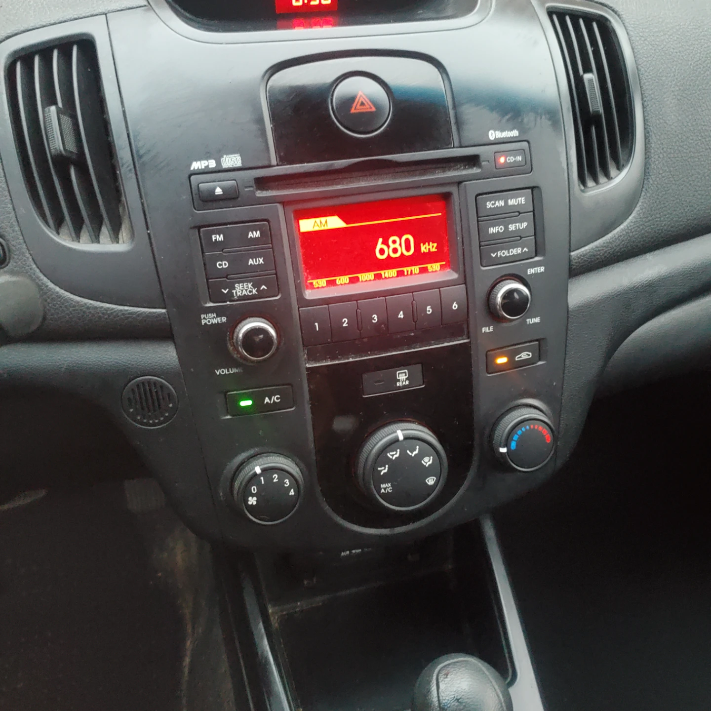 Car - photo 4
