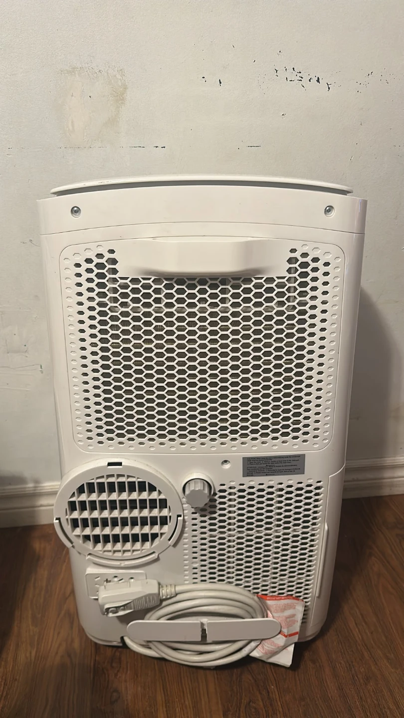 Midea Portable Air Conditioner - photo 2