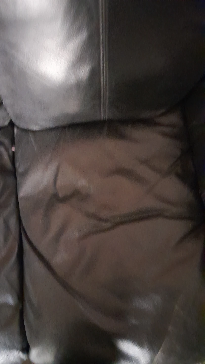 Black leather couch and loveseat combination - photo 3