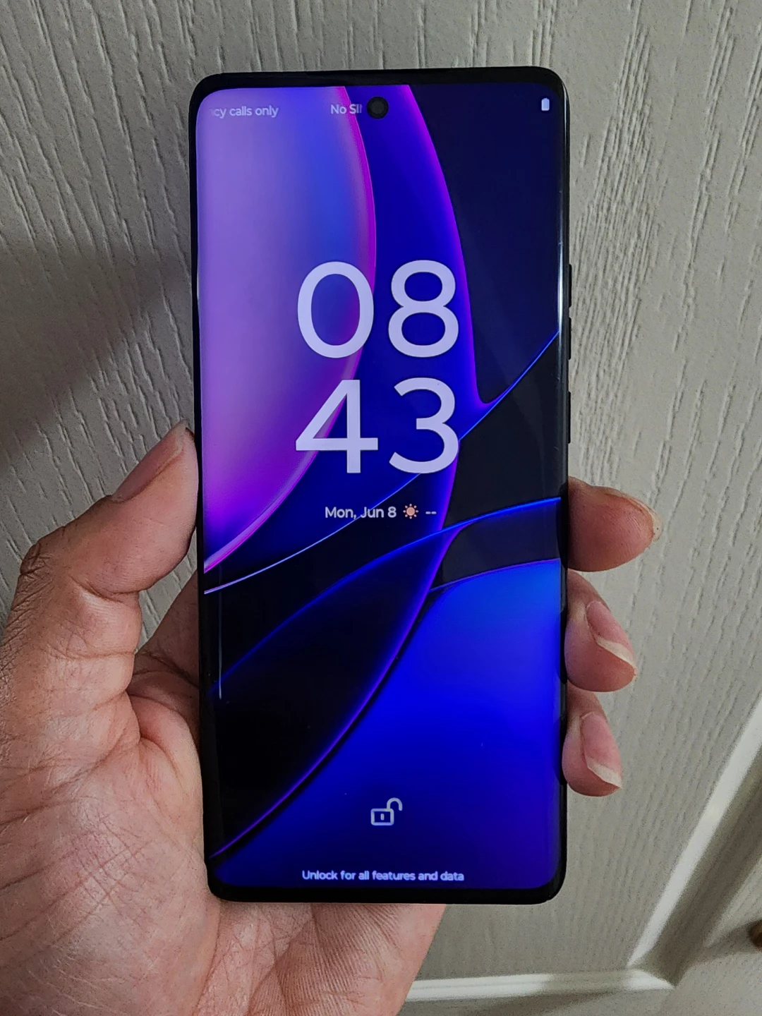 Moto Edge 2023 edition/ unlock 256 gb of storage