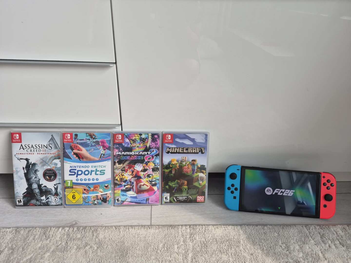 Nintendo Switch Oled Console with Games and Accessories - photo 2