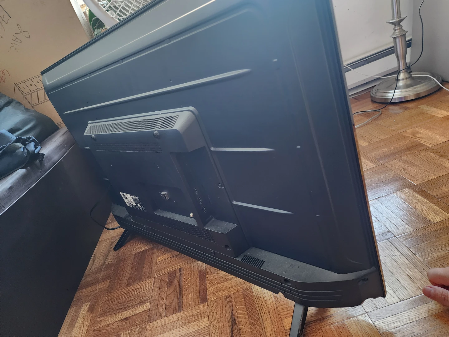 LG Smart TV 43 inch 4K - photo 4