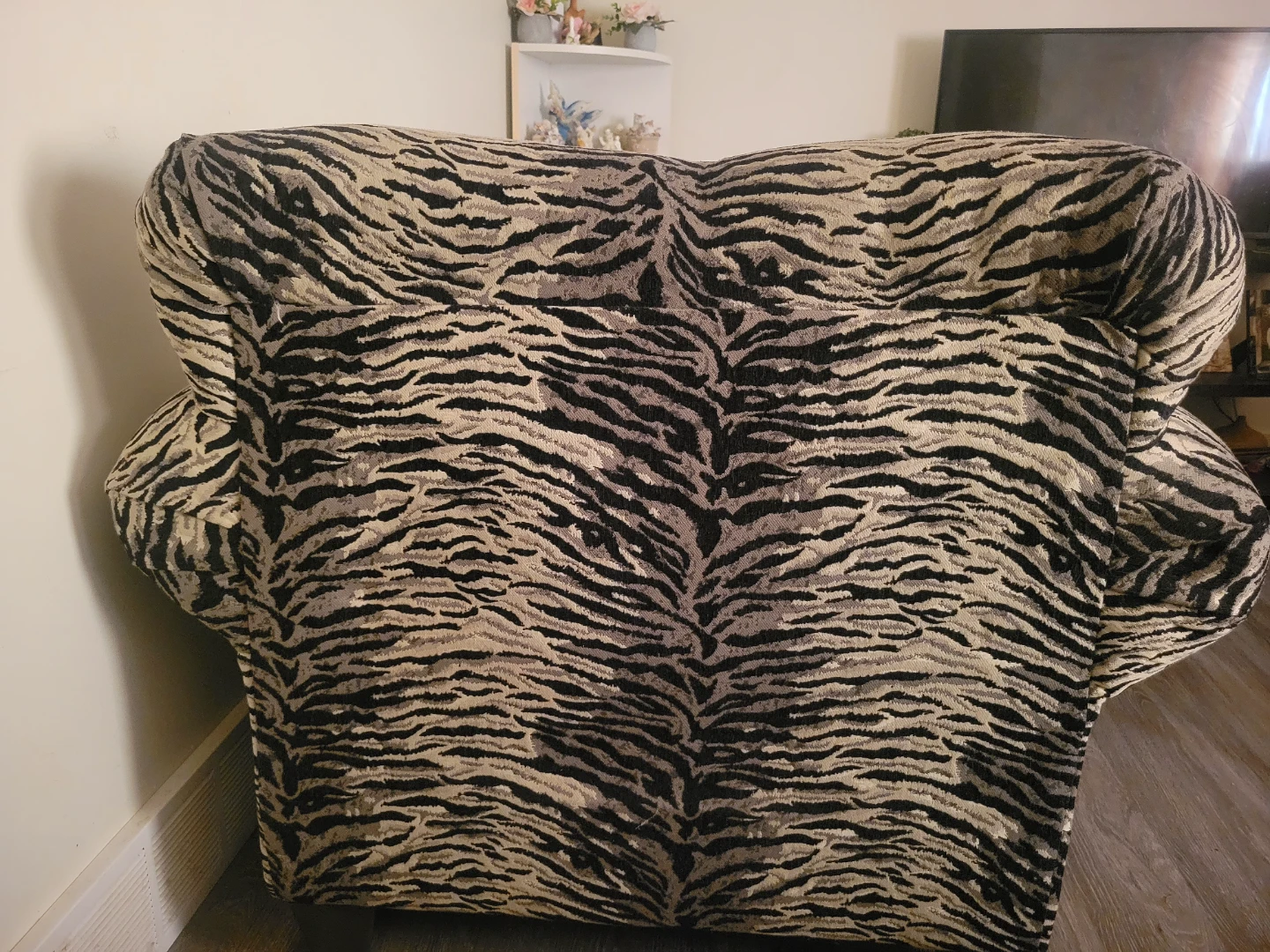Tiger Print Accent Chair - photo 4