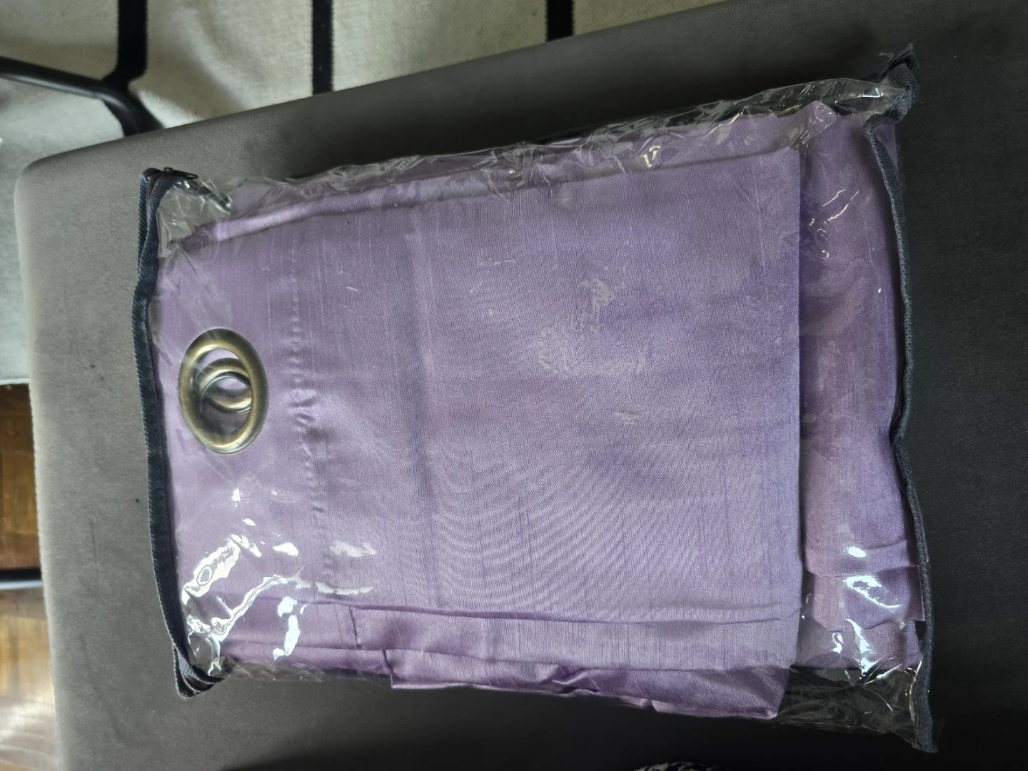Light Purple Eyelet Curtains 54x95 - photo 3